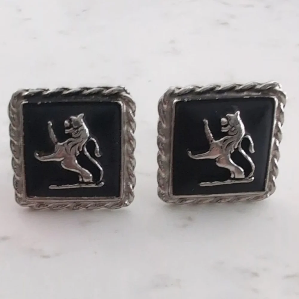 Vintage Silver-Tone Heraldic Lion Crest Cufflinks 1960's-70's